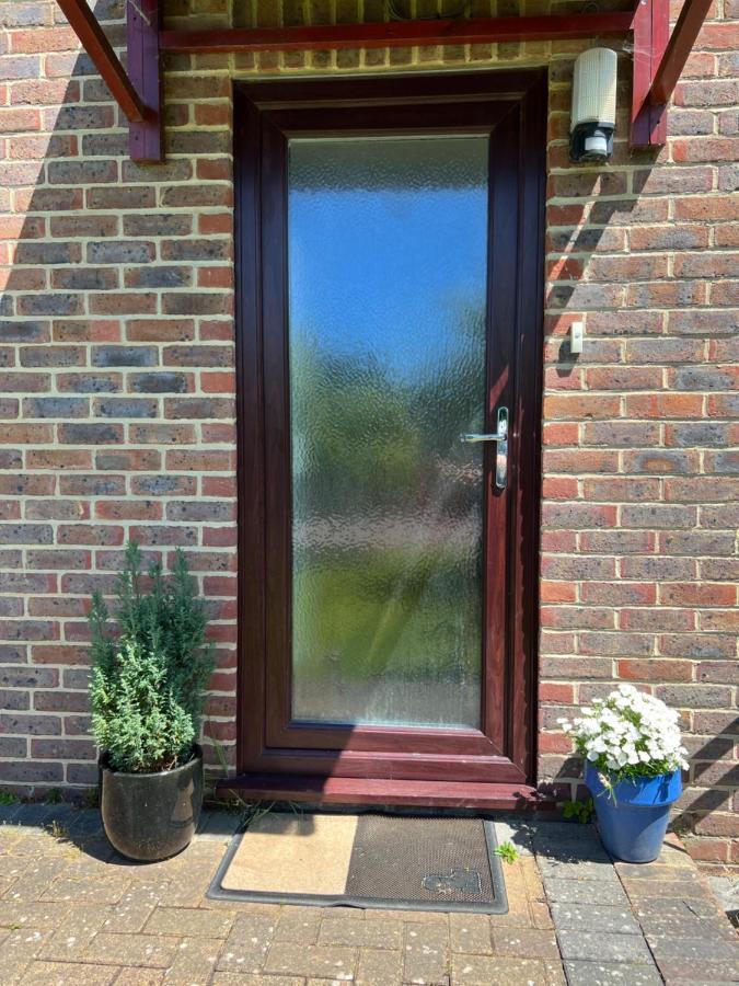 New Forest Hideaway- Self Catering Accommodation Newbridge  外观 照片