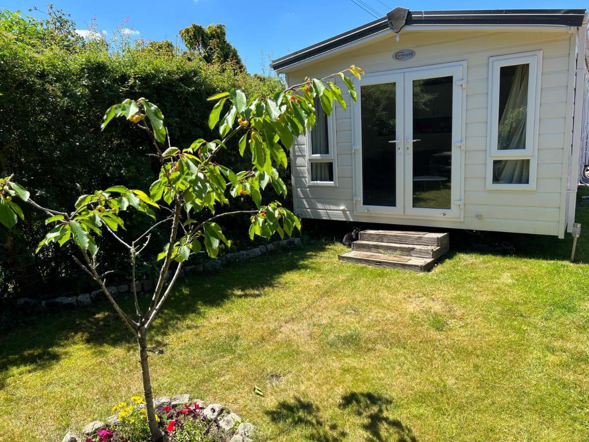New Forest Hideaway- Self Catering Accommodation Newbridge  外观 照片
